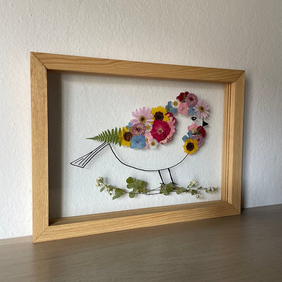 Hund im Frühlingsmantel